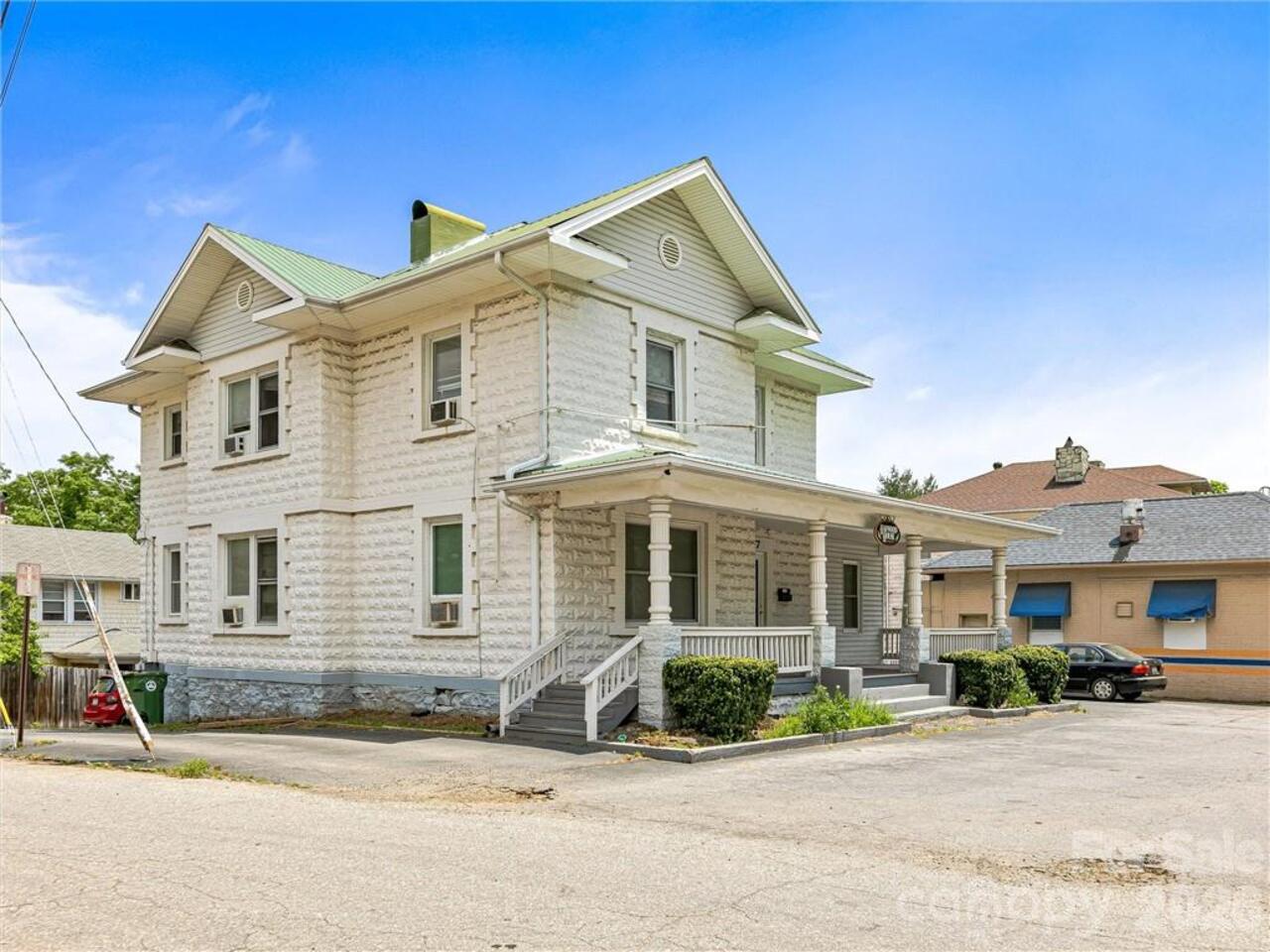 Listing Photo 5