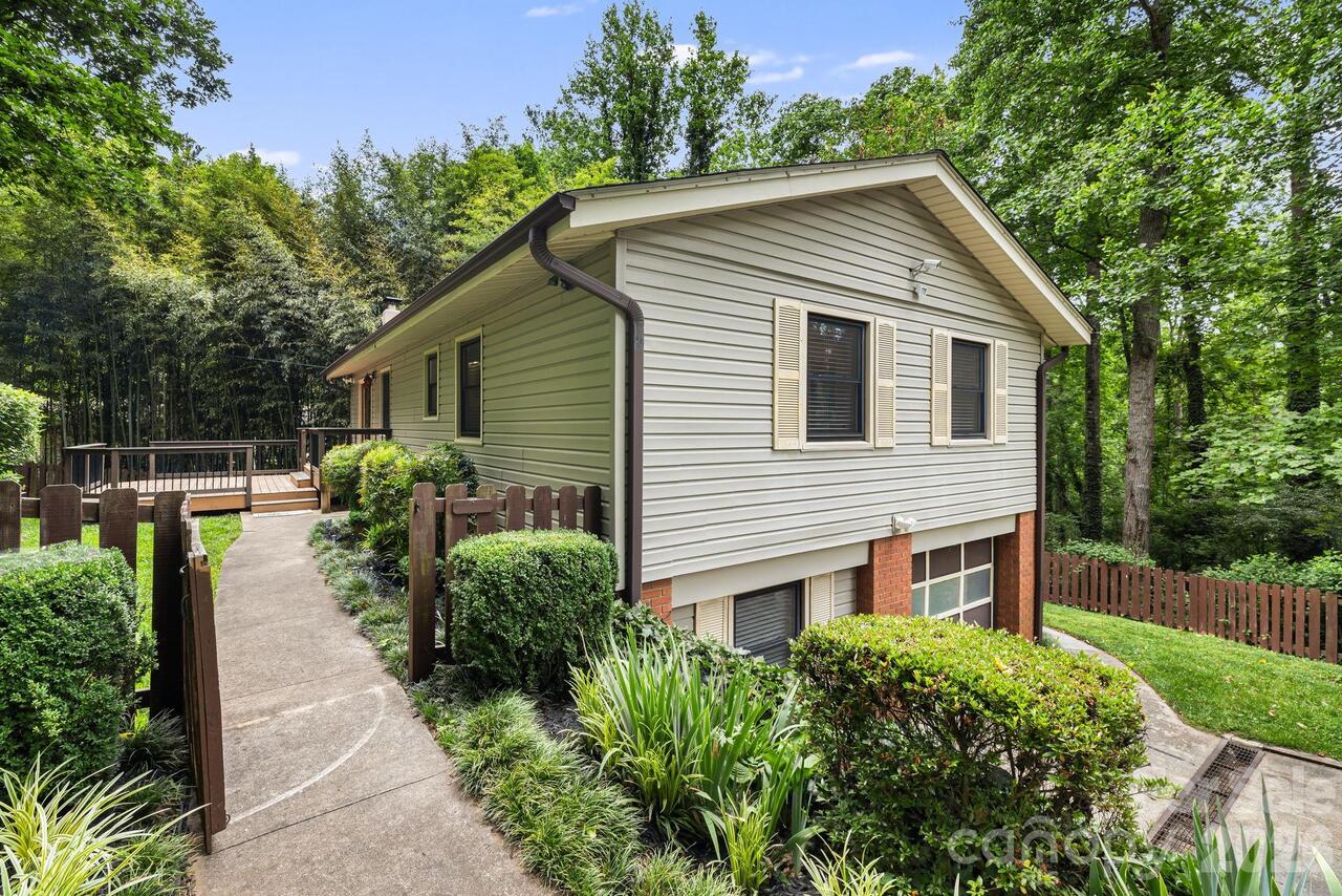 Listing Photo 6
