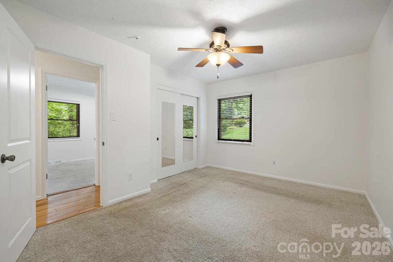 Listing Photo 21