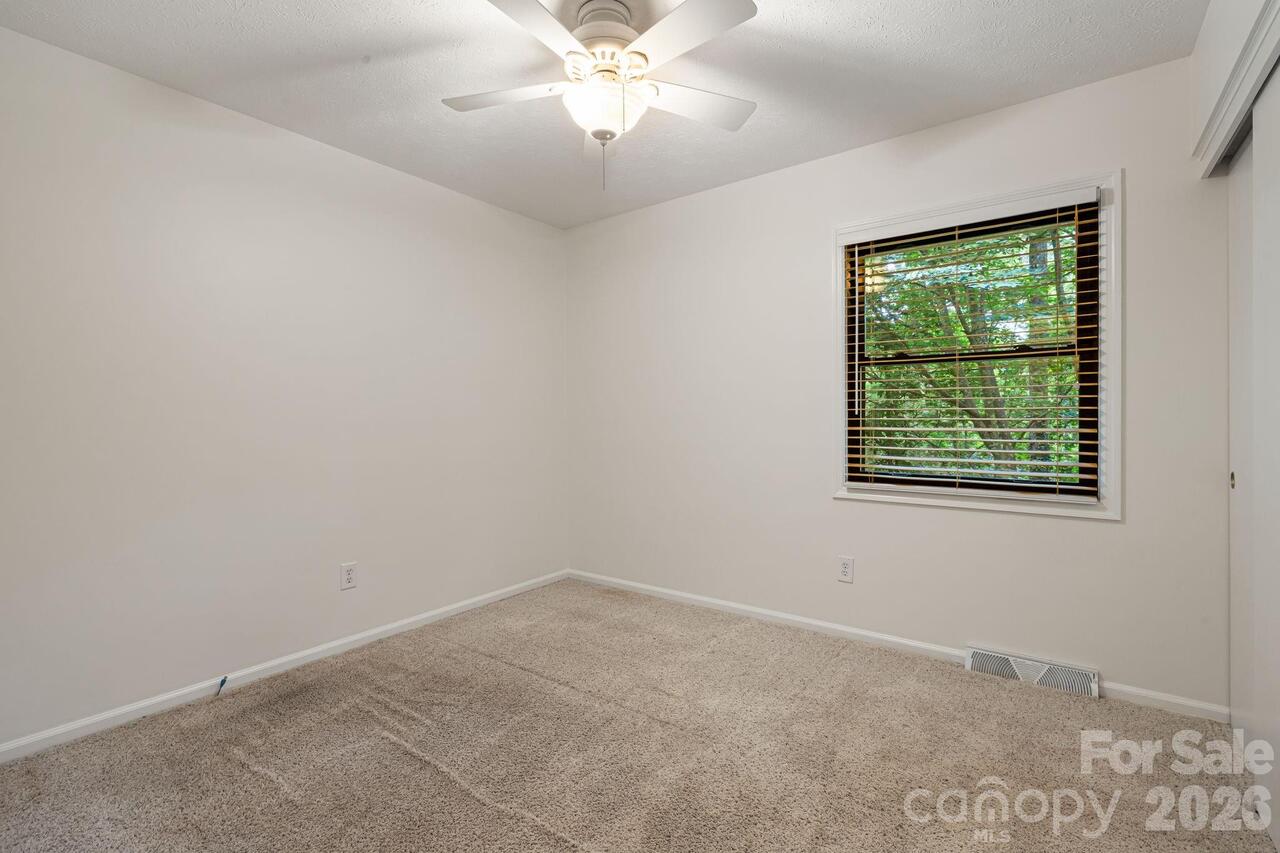 Listing Photo 25