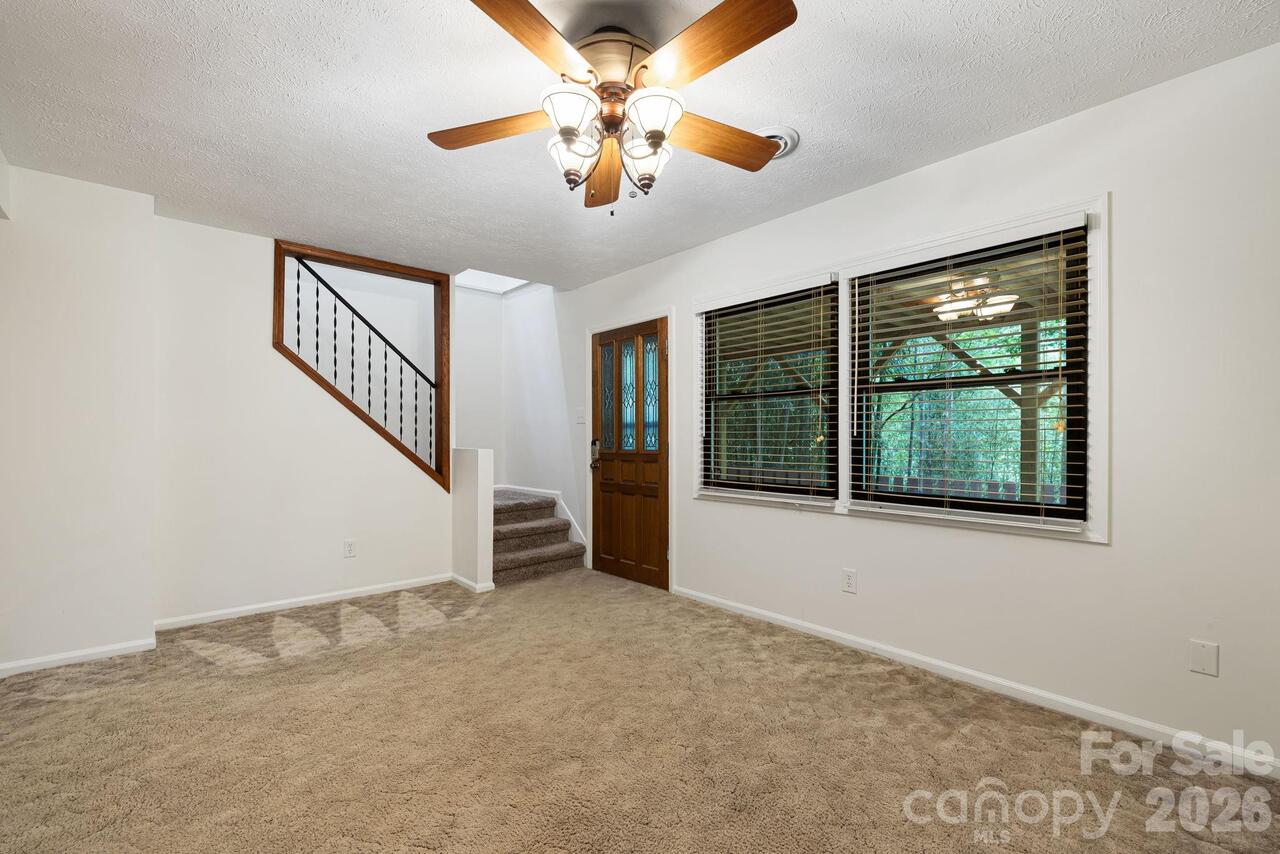 Listing Photo 32