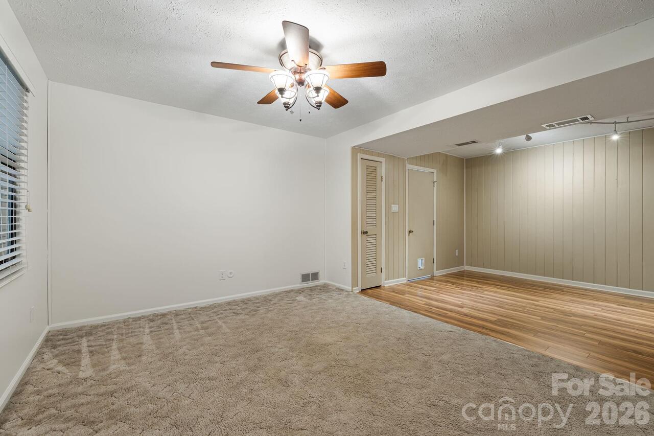 Listing Photo 33