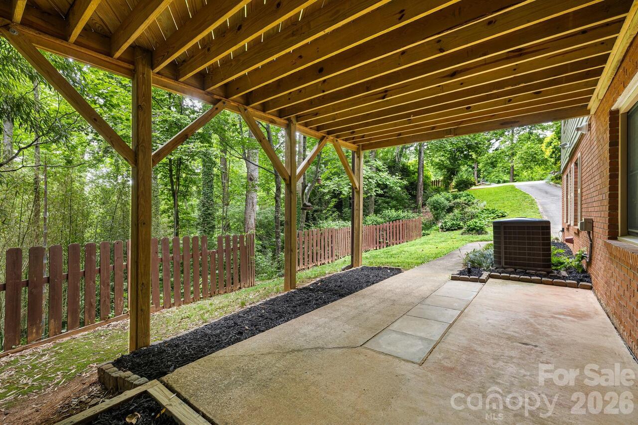 Listing Photo 42