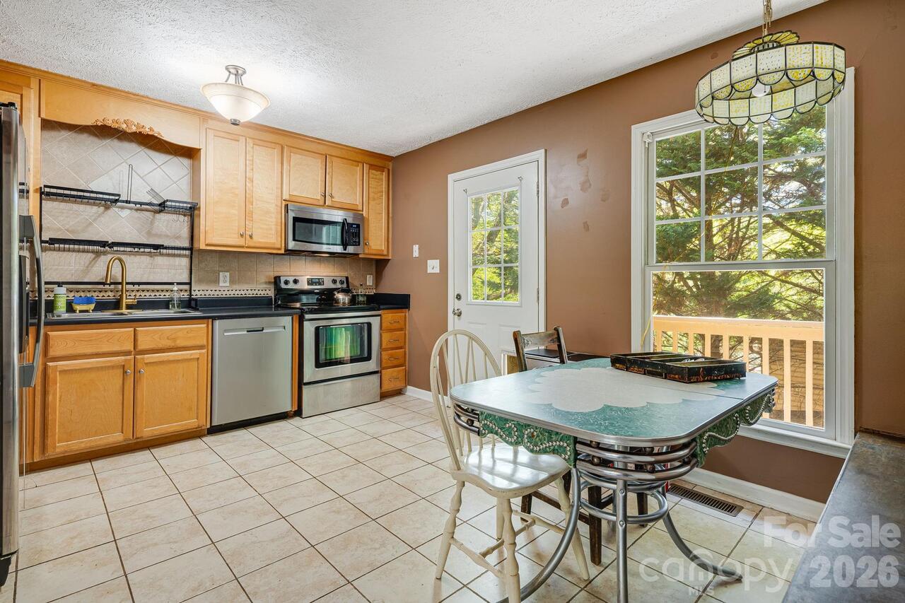 Listing Photo 13