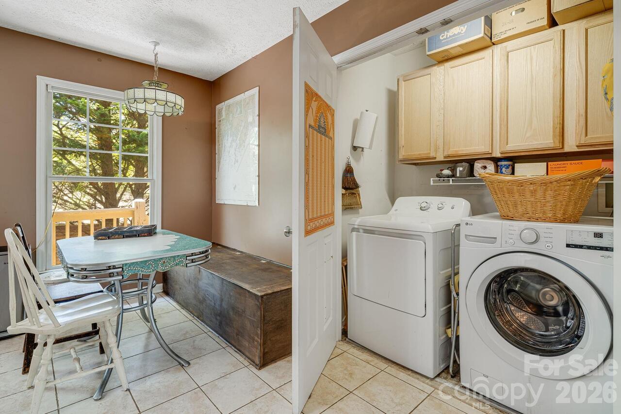 Listing Photo 16