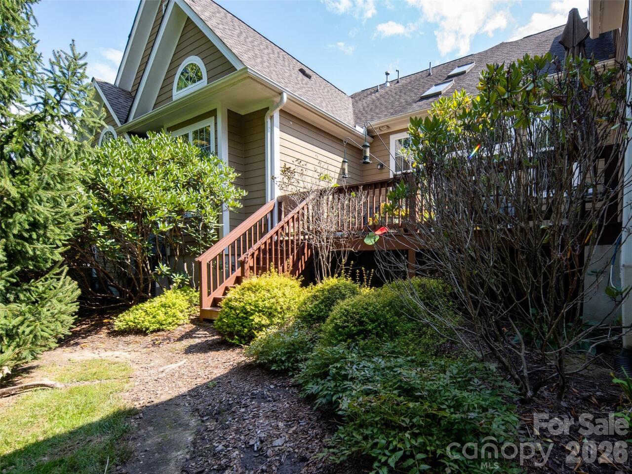 Listing Photo 17