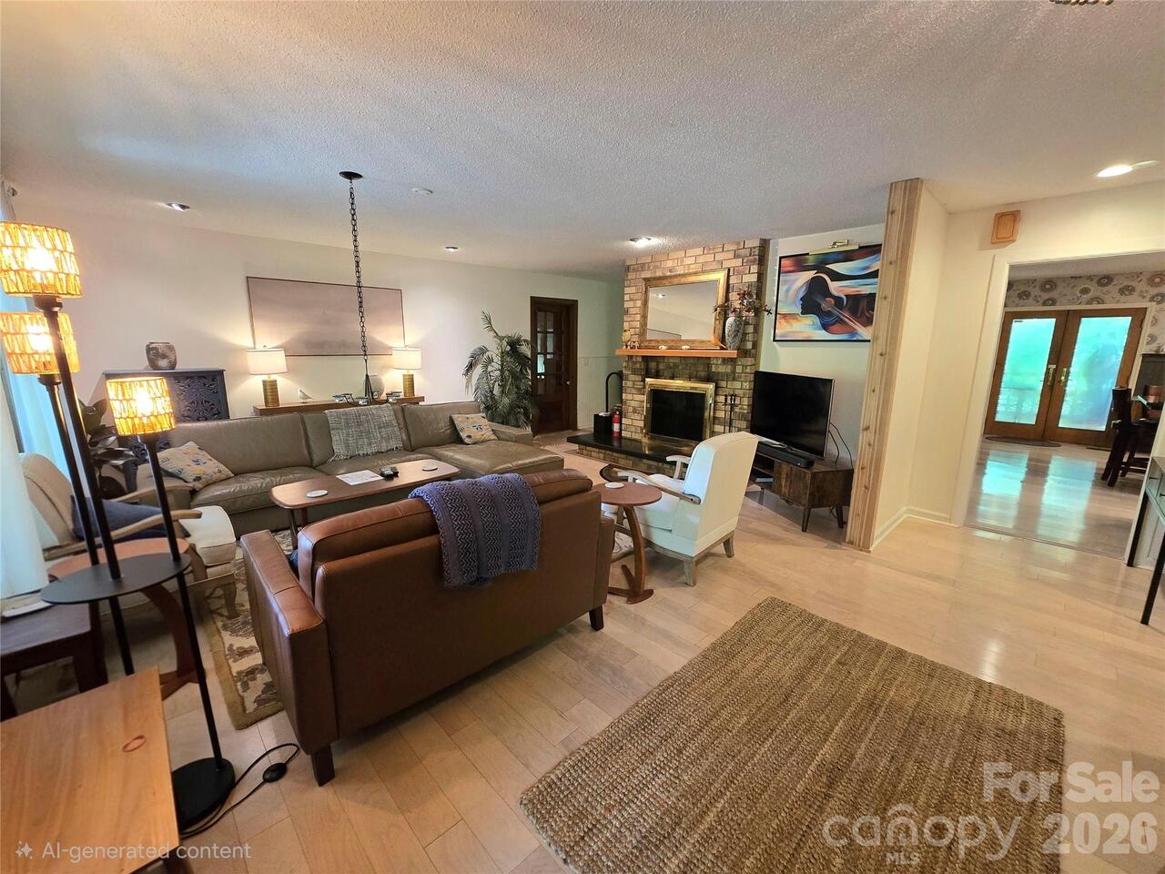 Listing Photo 7