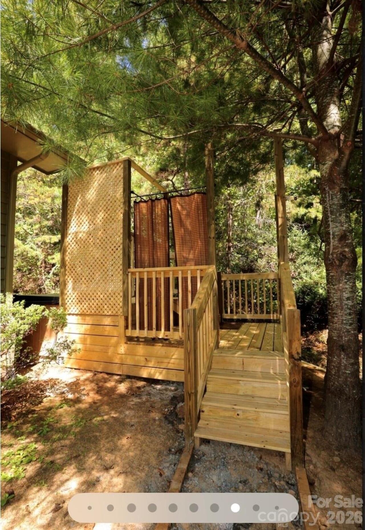 Listing Photo 8
