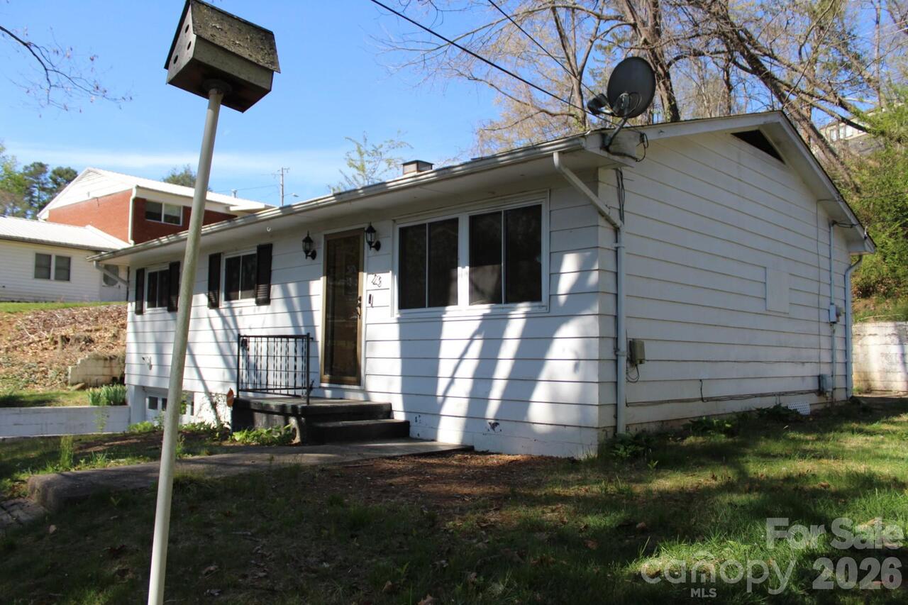 Listing Photo 7