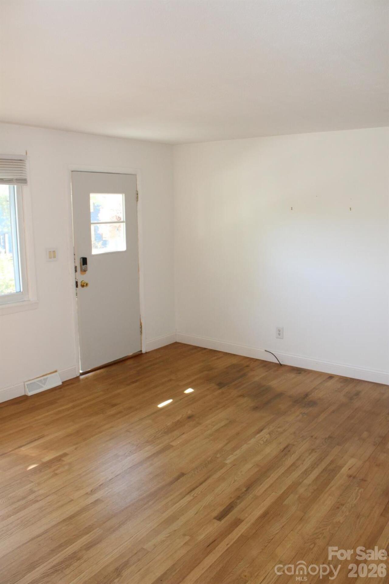 Listing Photo 24
