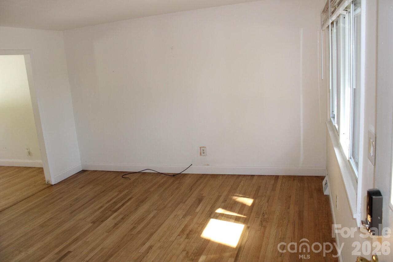Listing Photo 27