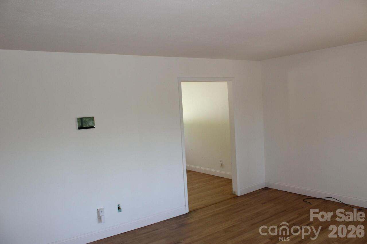 Listing Photo 29