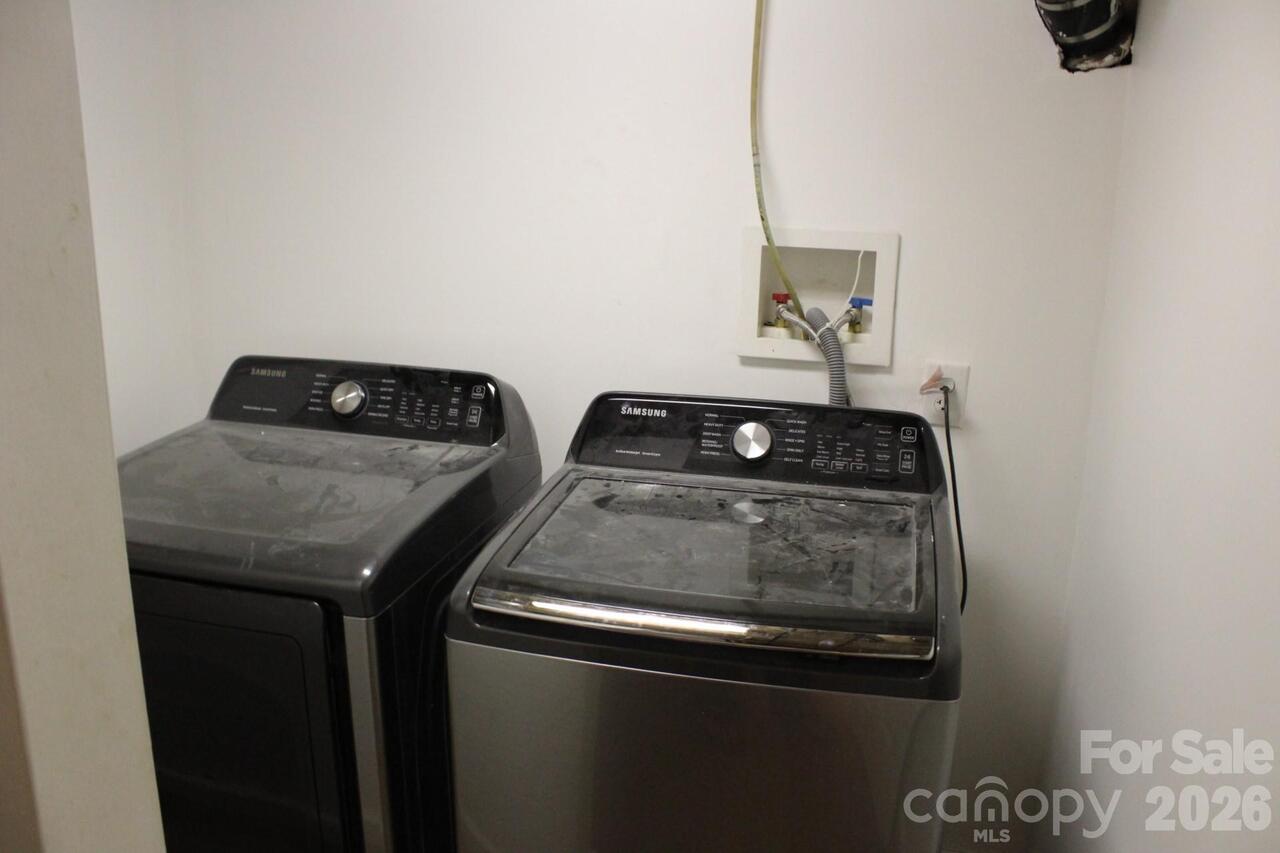Listing Photo 37
