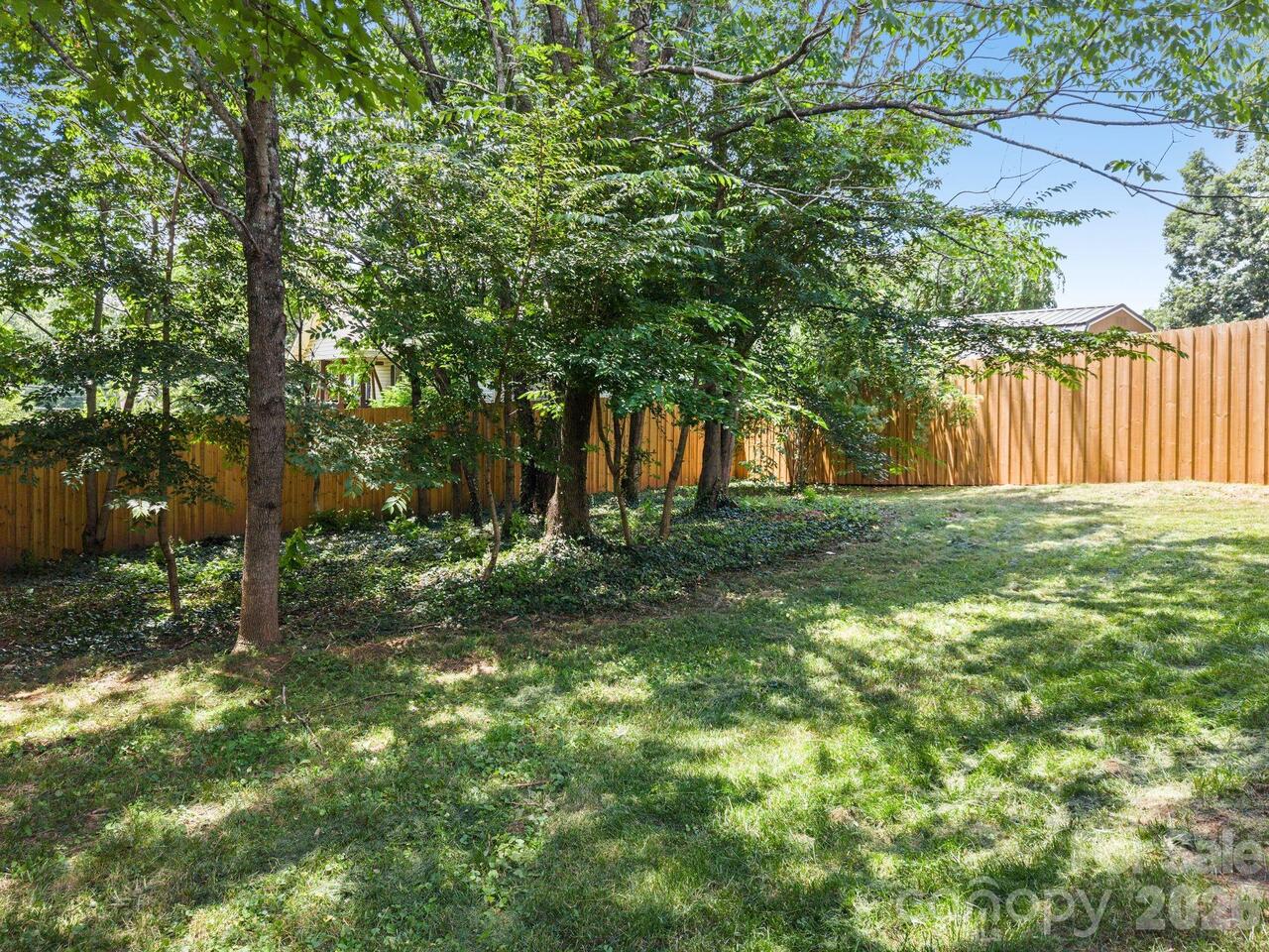 Listing Photo 19