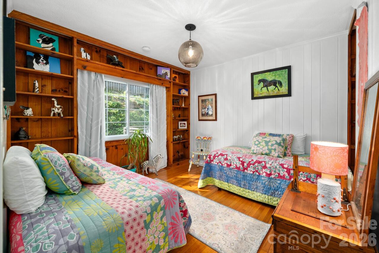 Listing Photo 32