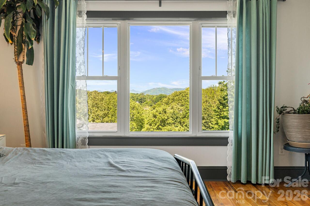 Listing Photo 21