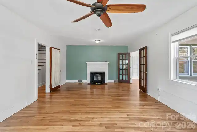 Listing Photo 15