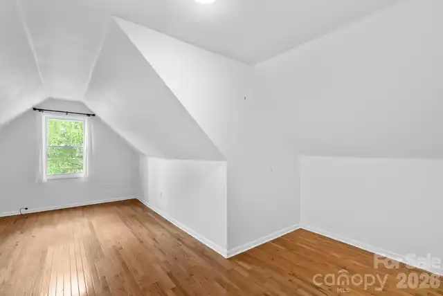 Listing Photo 25