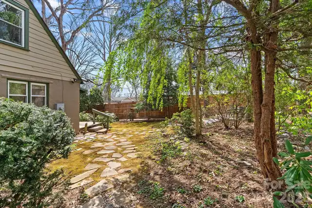 Listing Photo 32