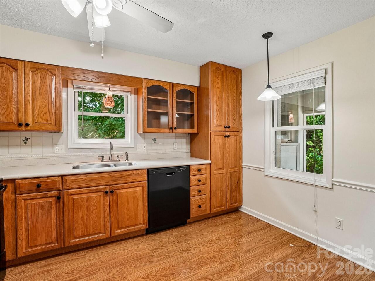 Listing Photo 13