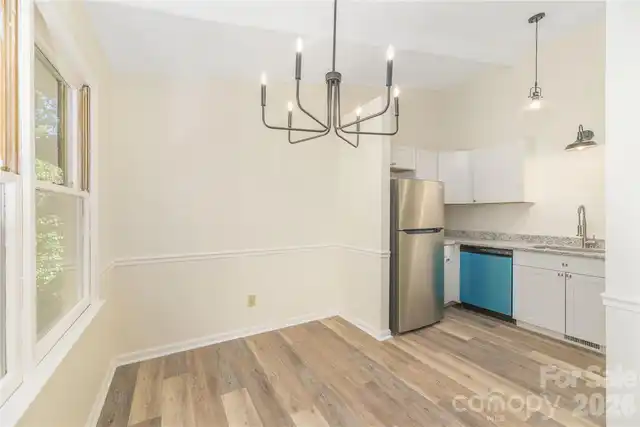 Listing Photo 9