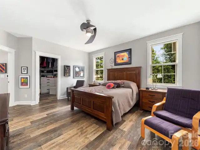 Listing Photo 14