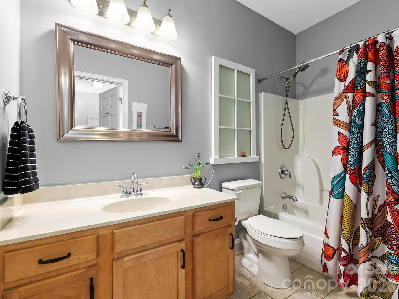 Listing Photo 17