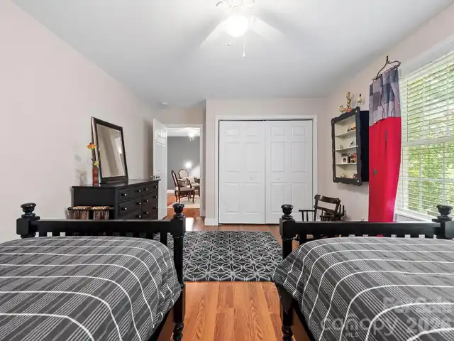 Listing Photo 26