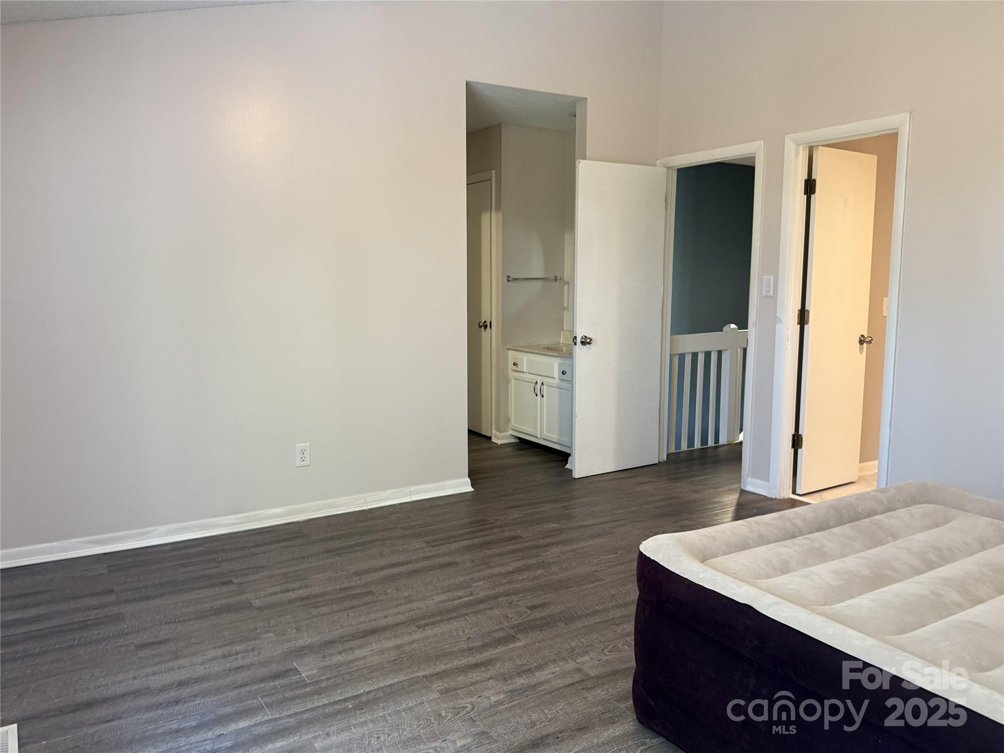 Listing Photo 18