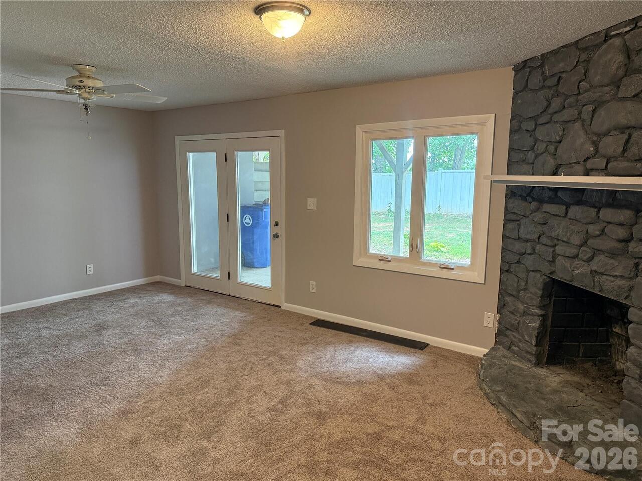 Listing Photo 23