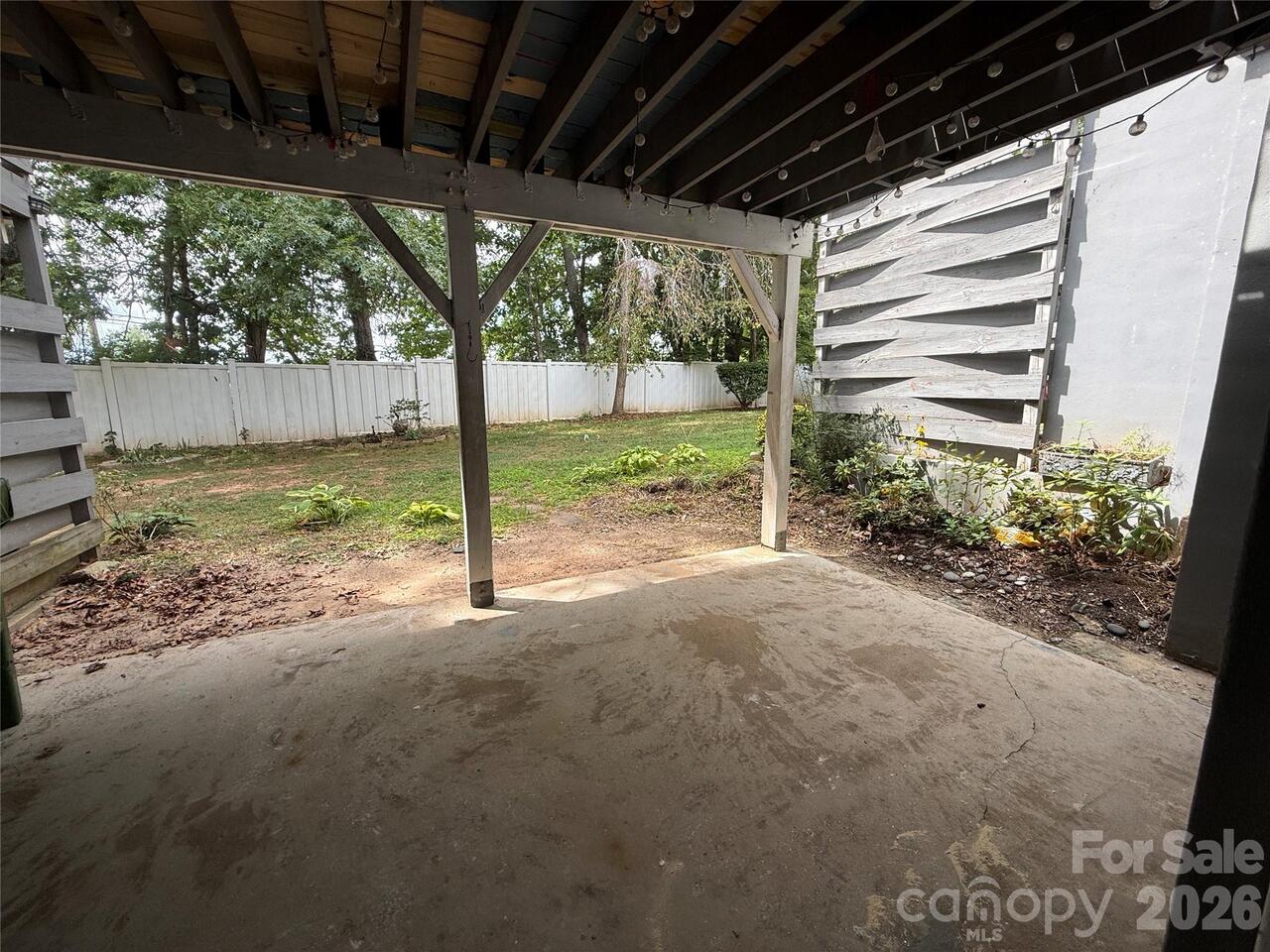 Listing Photo 34