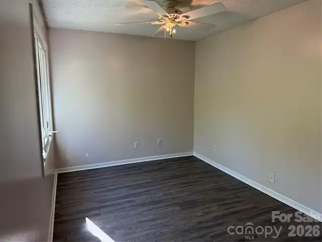 Listing Photo 20