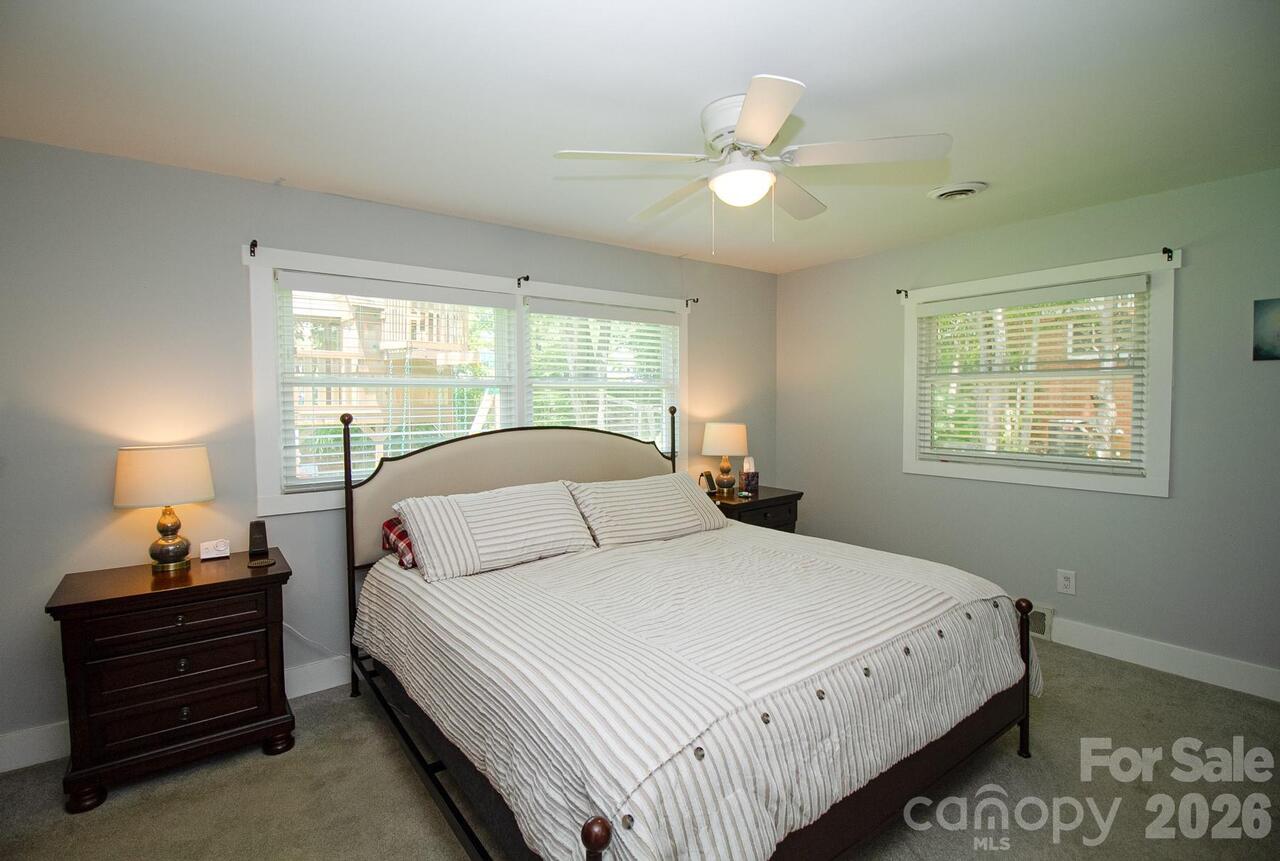 Listing Photo 8