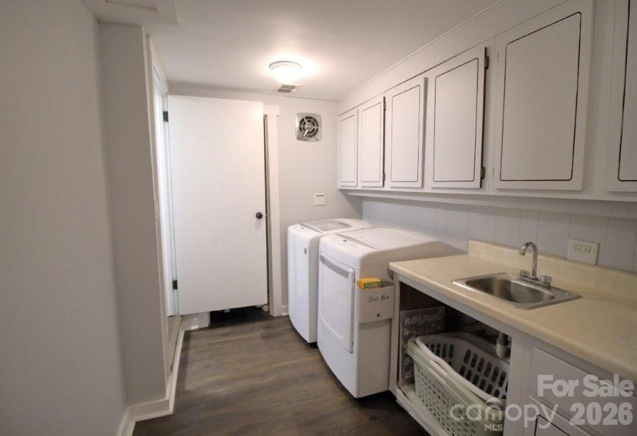 Listing Photo 18