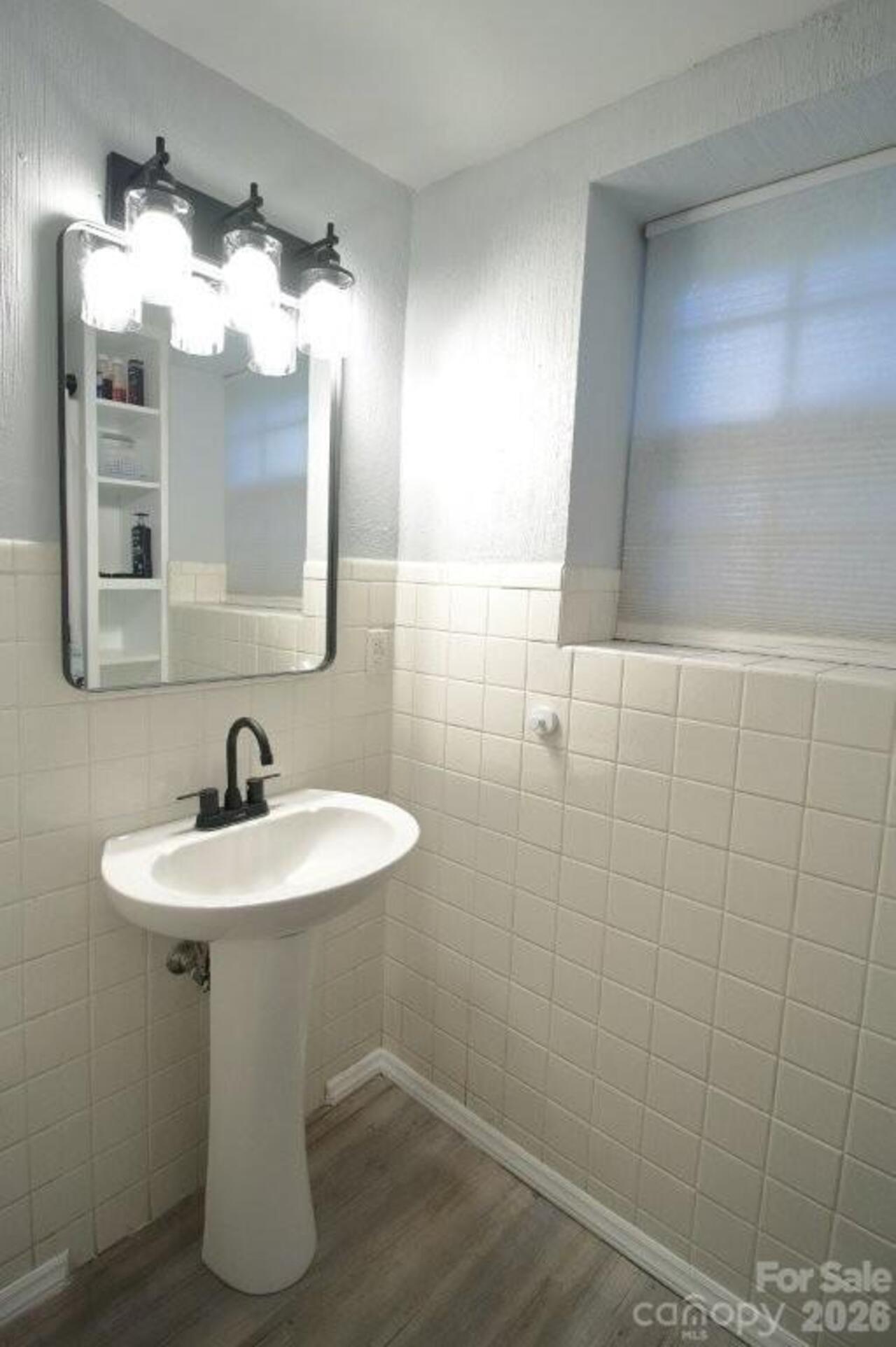 Listing Photo 16