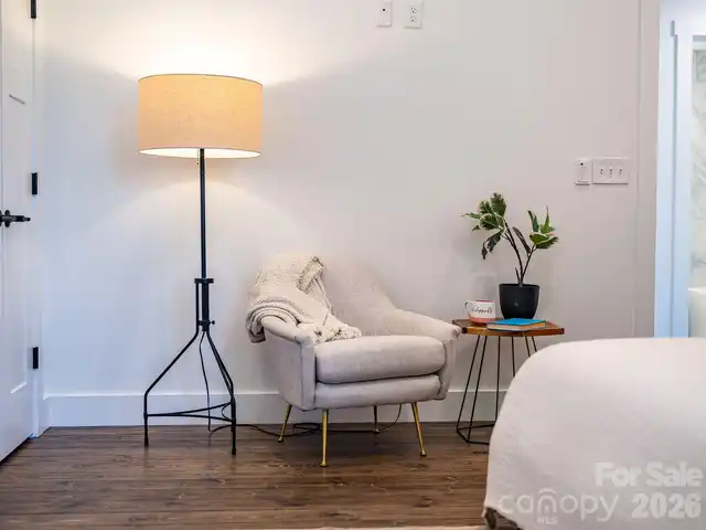 Listing Photo 28
