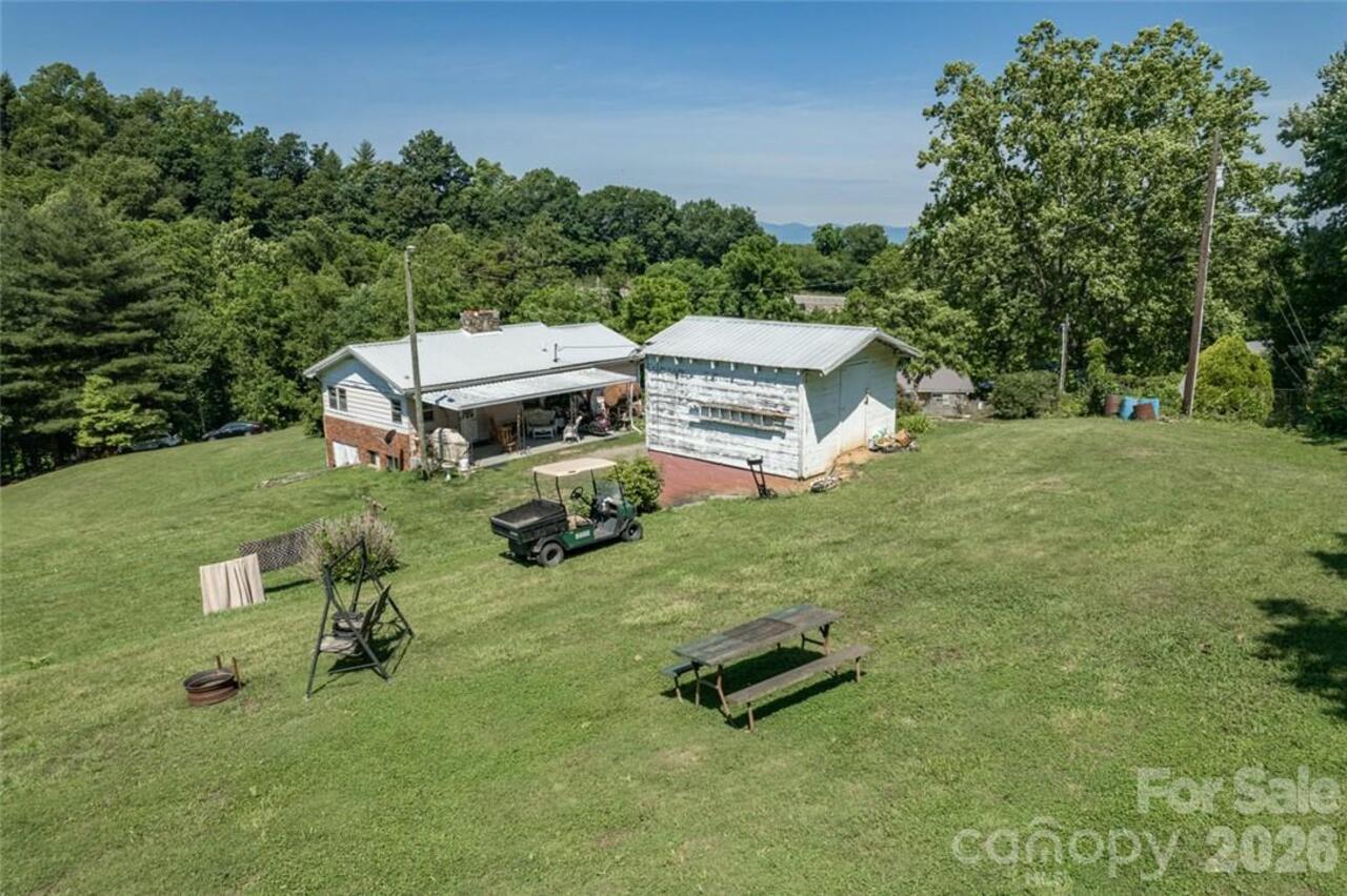 Listing Photo 17