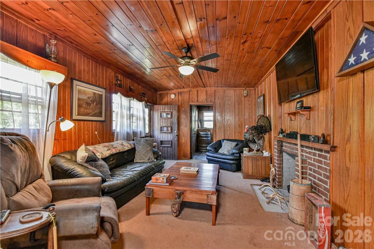 Listing Photo 36