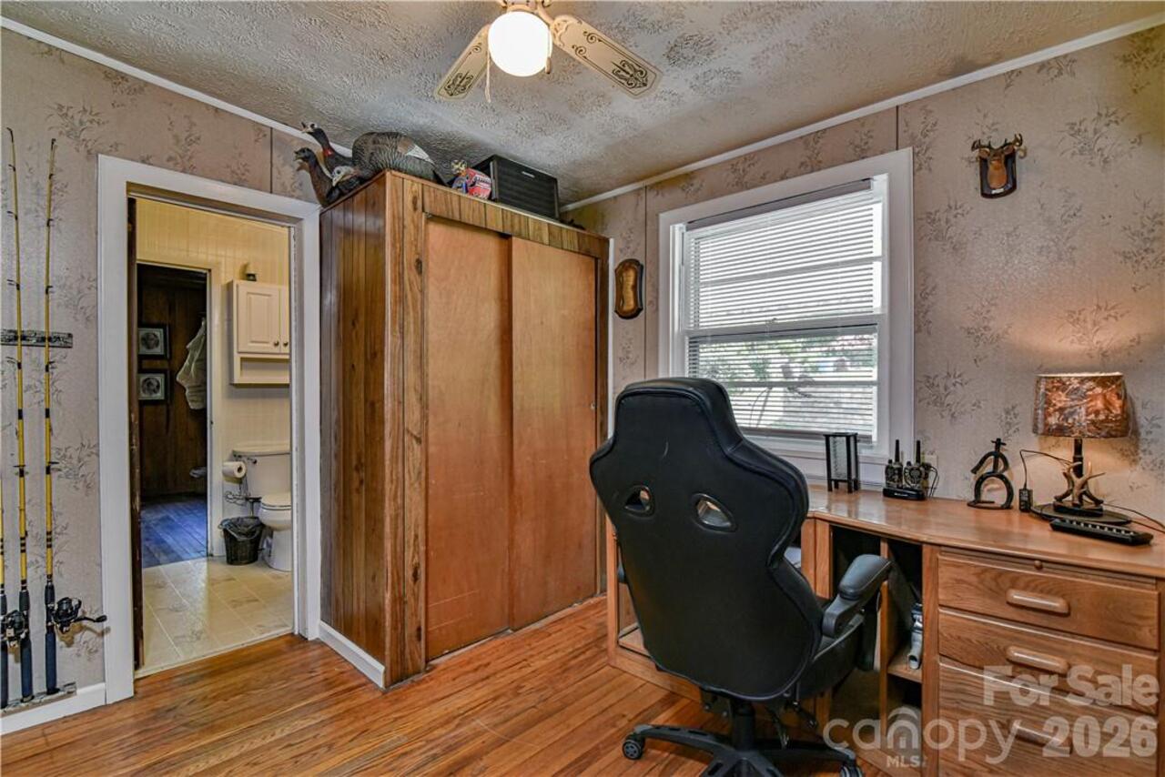 Listing Photo 42