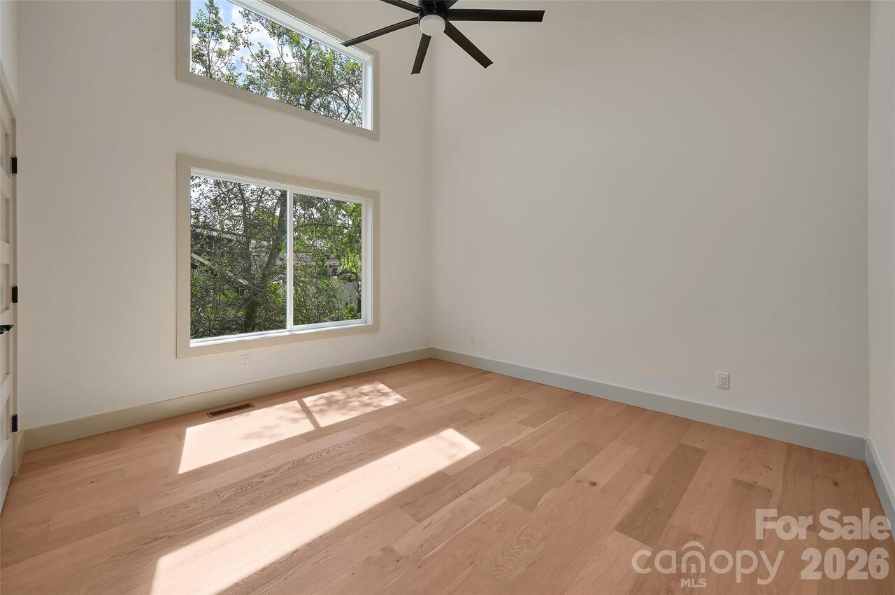 Listing Photo 37