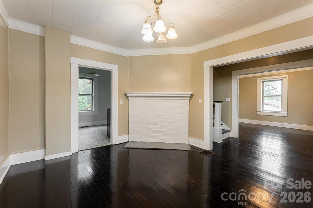 Listing Photo 6