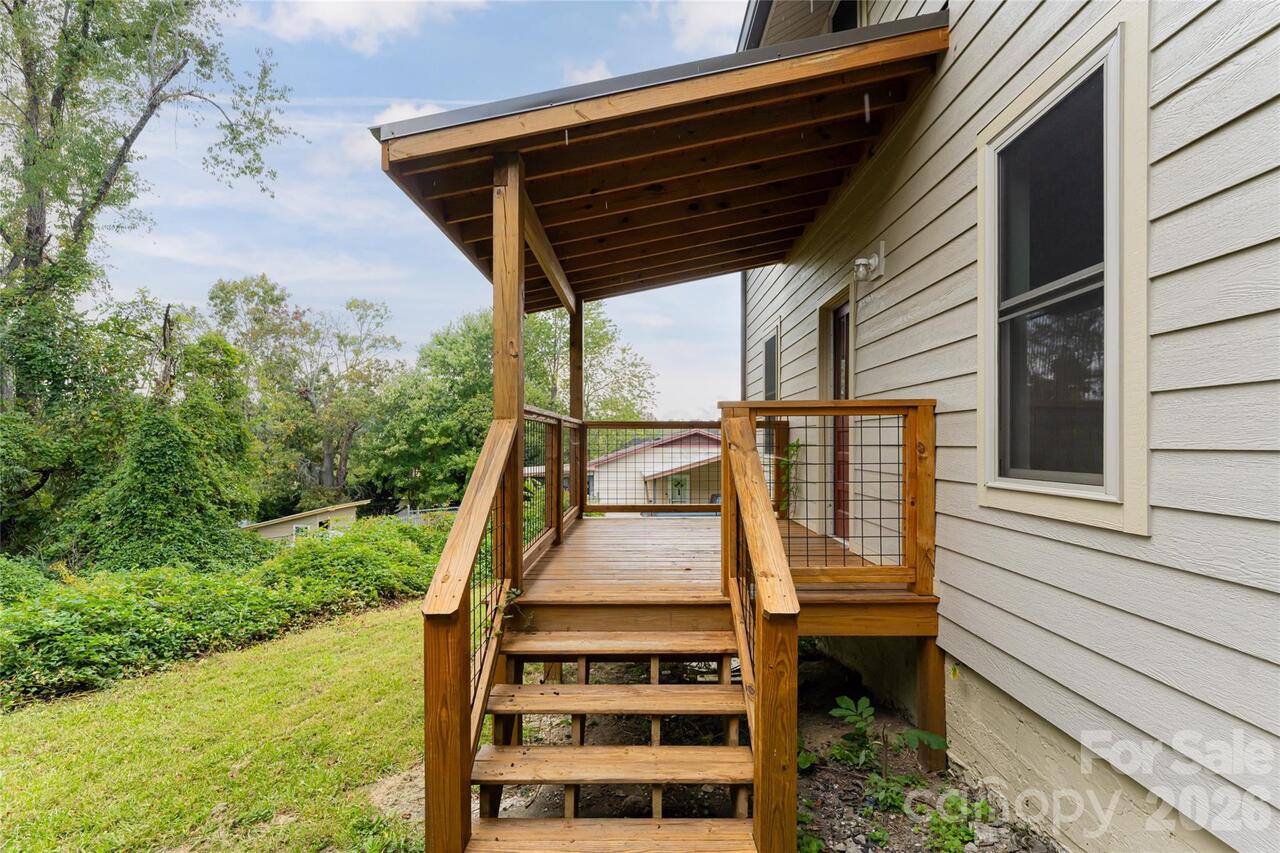 Listing Photo 18