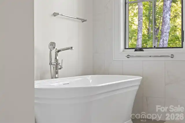 Listing Photo 22