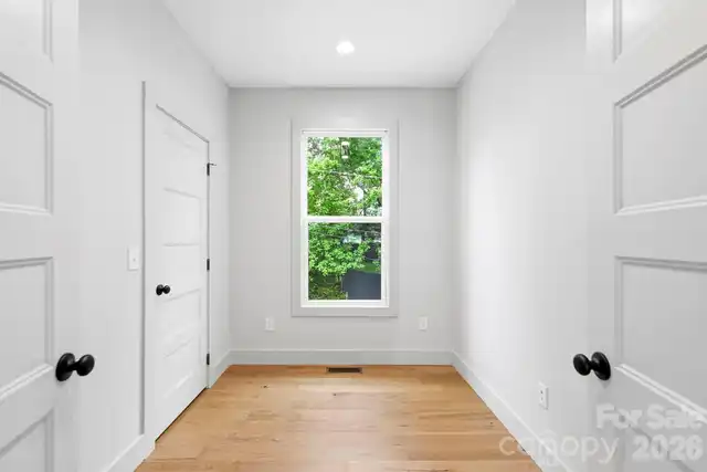 Listing Photo 31