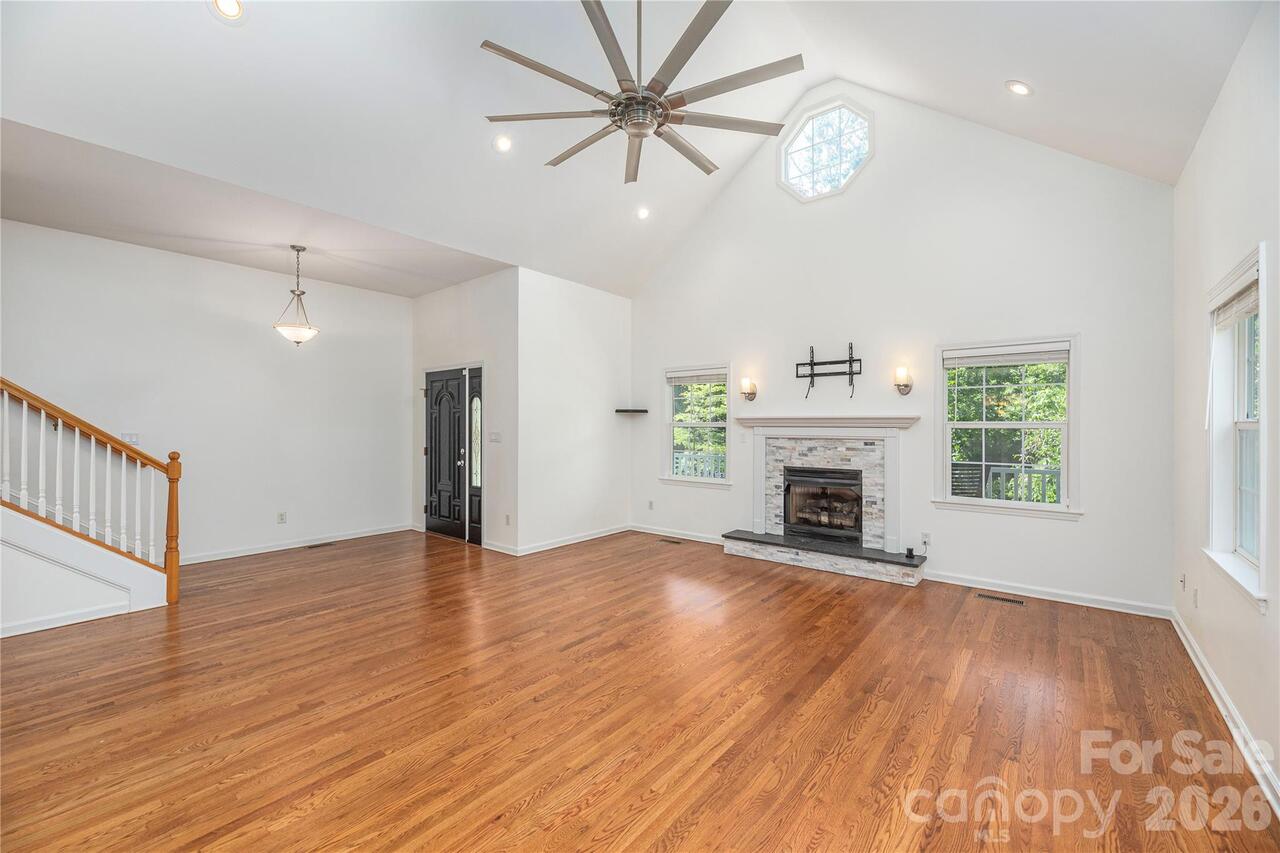 Listing Photo 13