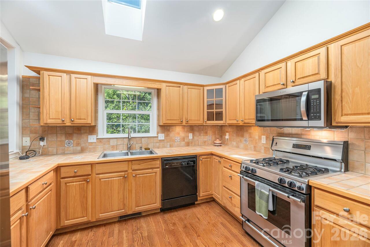 Listing Photo 19