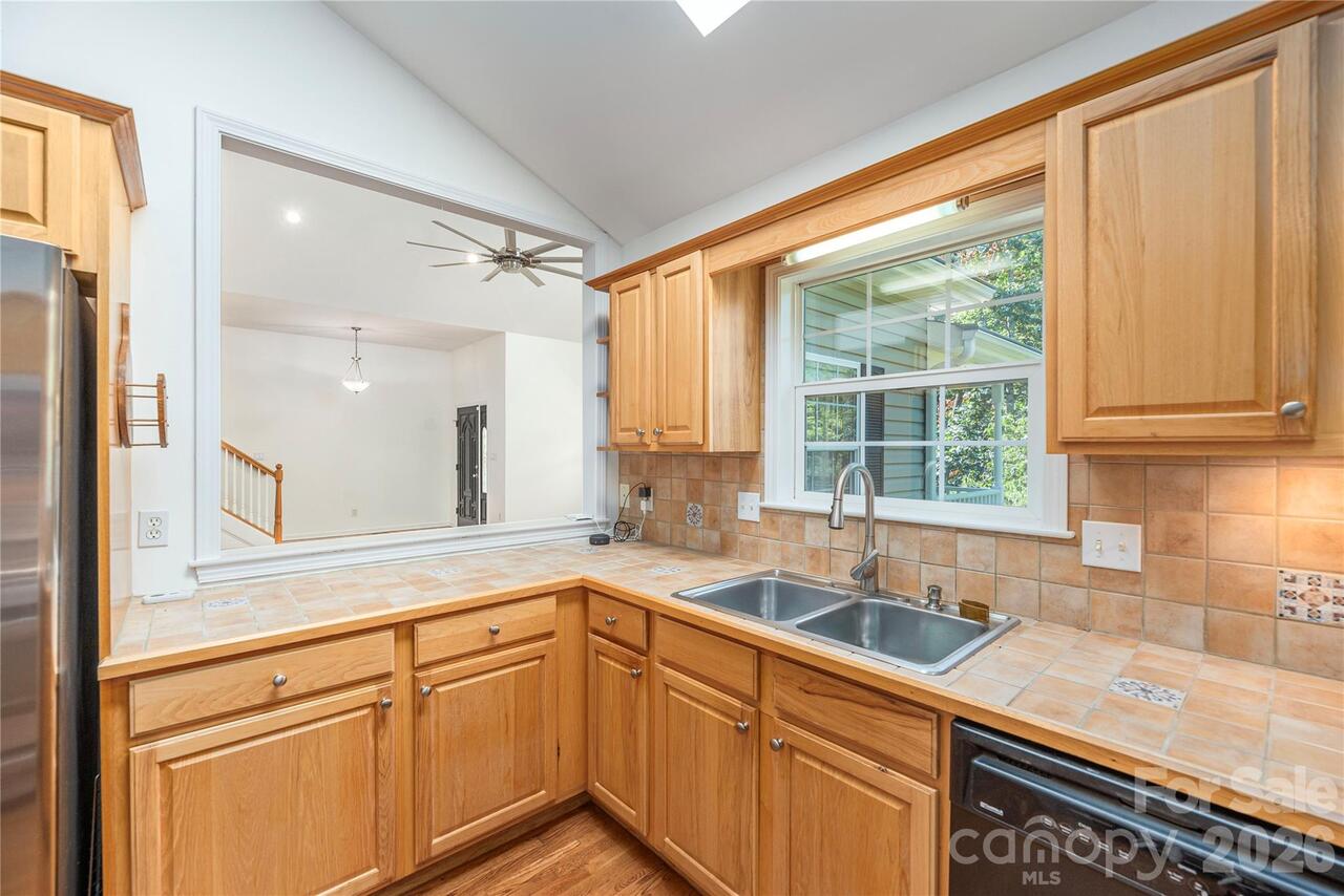 Listing Photo 20