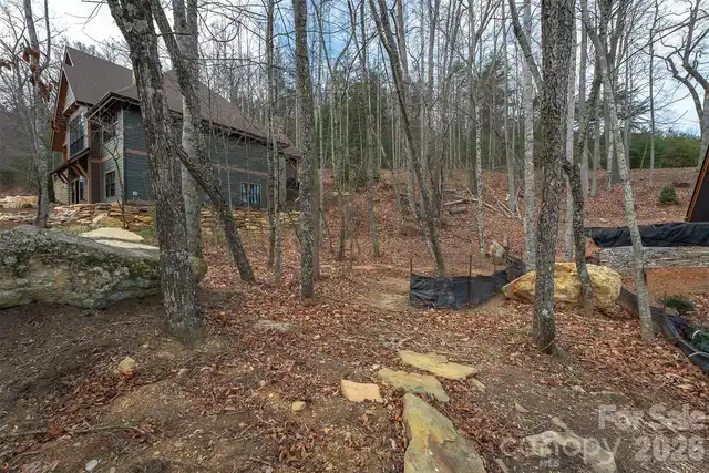 Listing Photo 16