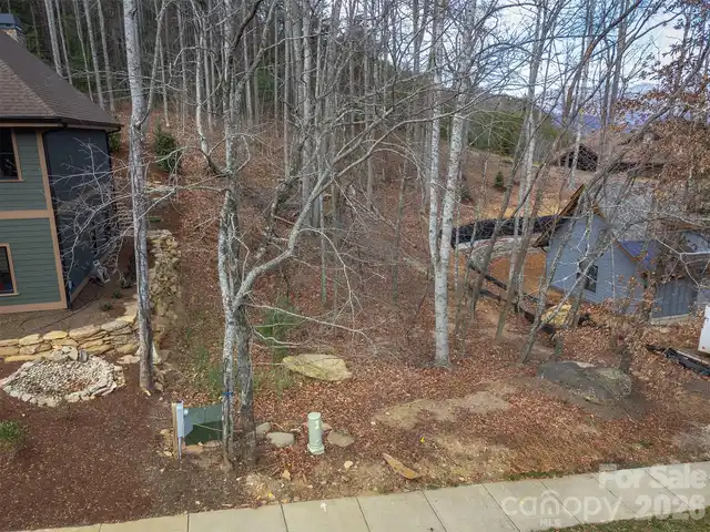 Listing Photo 17