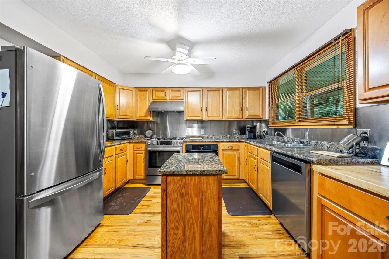 Listing Photo 13